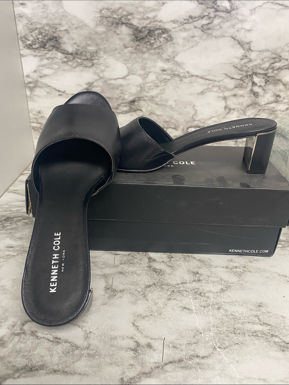 Kenneth Cole Black Leather Open-Toe Mid Heel Mules